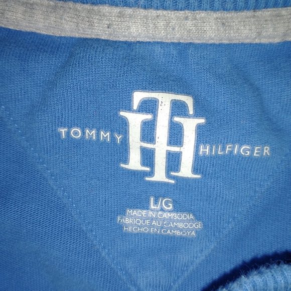 Men's Tommy Hilfiger casual pullover graphic shirt - Picture 2 of 2